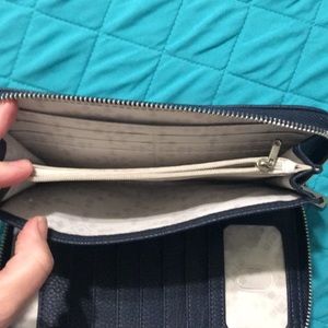 thirty-one Bags - Thirty One All About The Benjamin’s Navy wallet thirty-one Bags - Thirty One All About The Benjamin’s Navy wallet